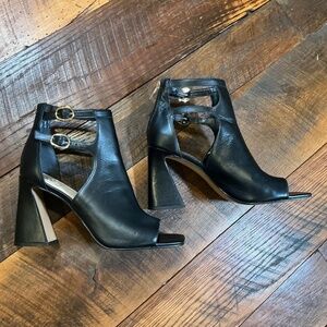 Vince Camuto Black Leather Peep-Toe Cutout Booties | Women’s Size 10